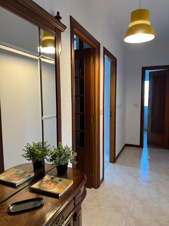 Apartamento En Cangas - Vistas Al Mar Buitenkant foto